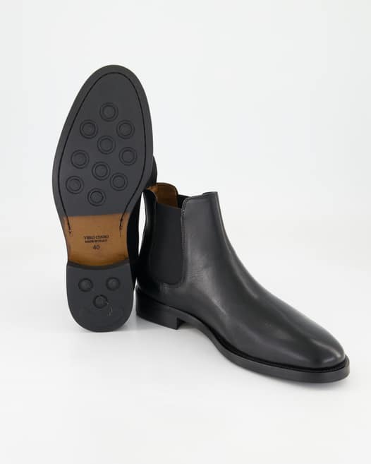 Konstantin Starke B330-38 Chelsea Boots in Schwarz