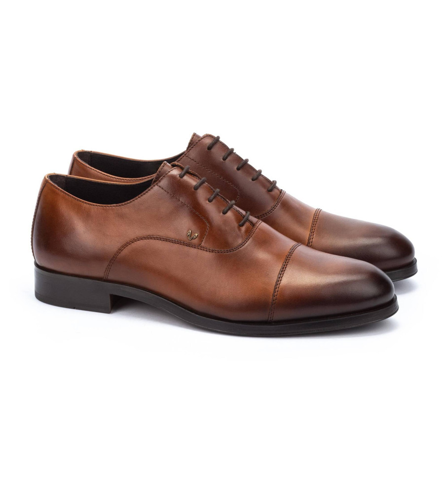 Sapatos Martinelli Empire em couro marrom