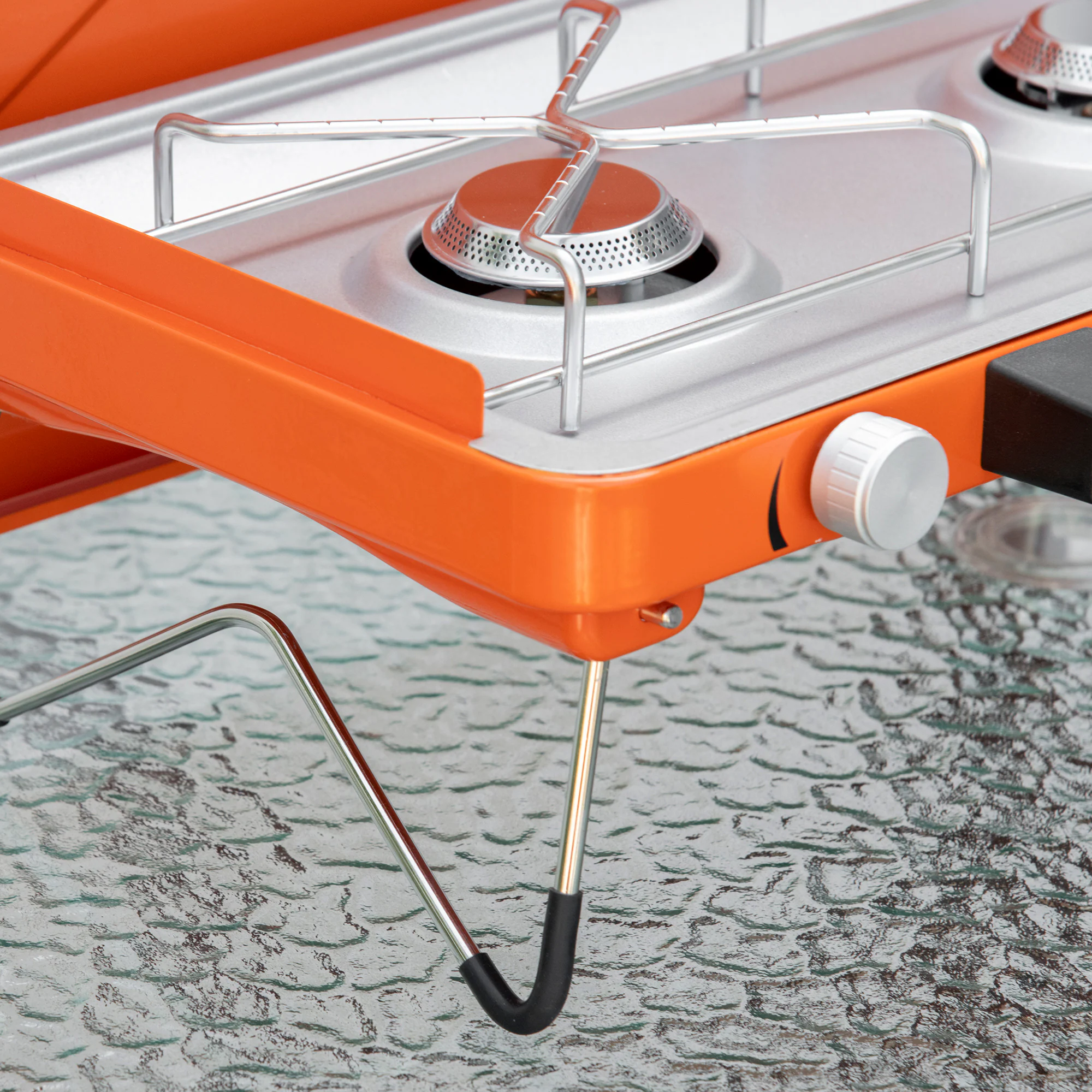 Outsunny Gasgrill mit Kofferdesign für leichten Transport orange 46,5L x 33,5B x 17,4H cm