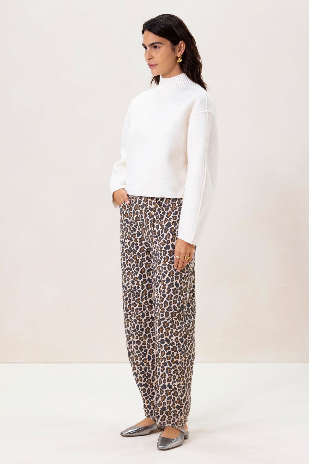 Bruine balloon leg jeans met leopard print