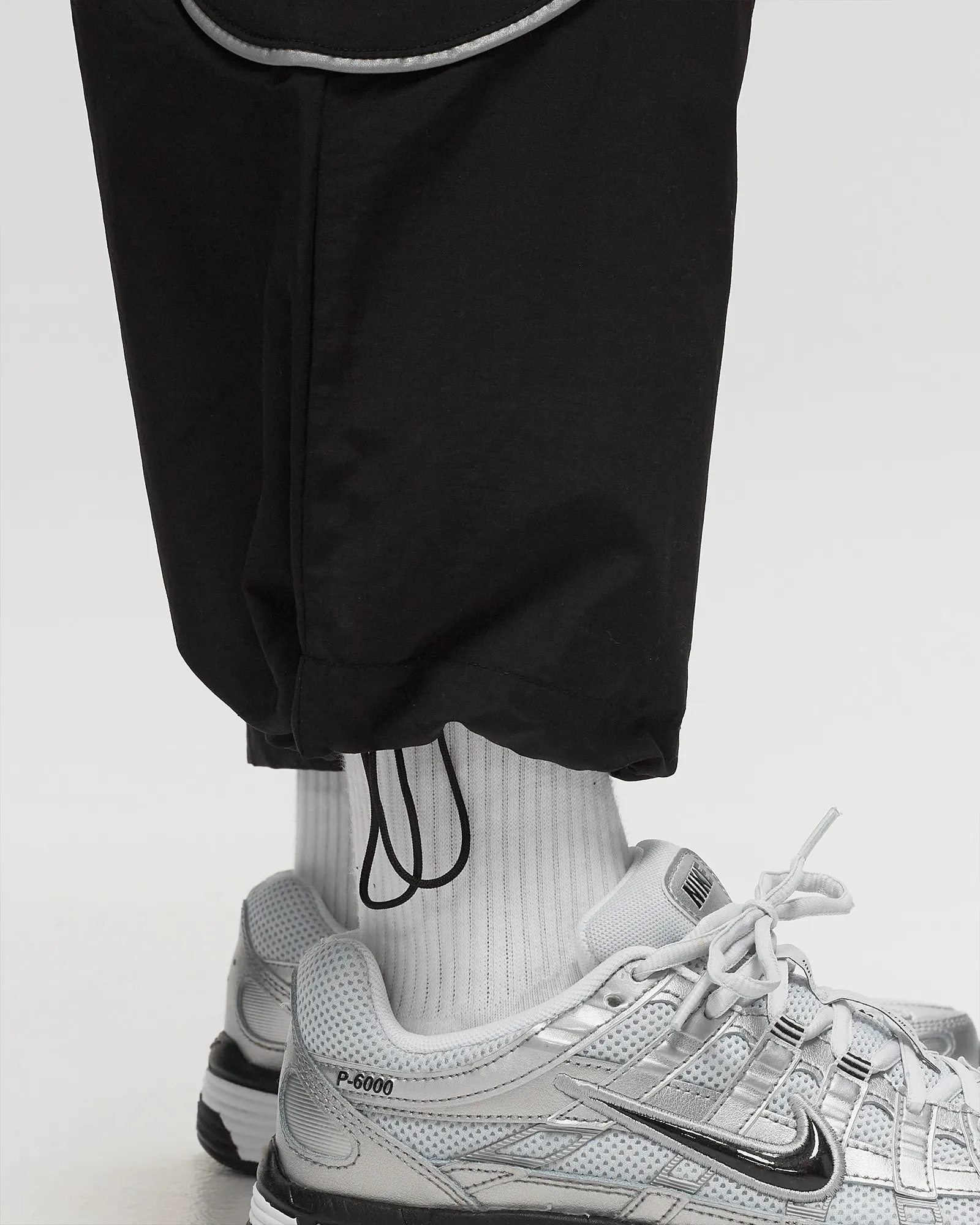 The North Face Women’s Tek Piping Wind Pant