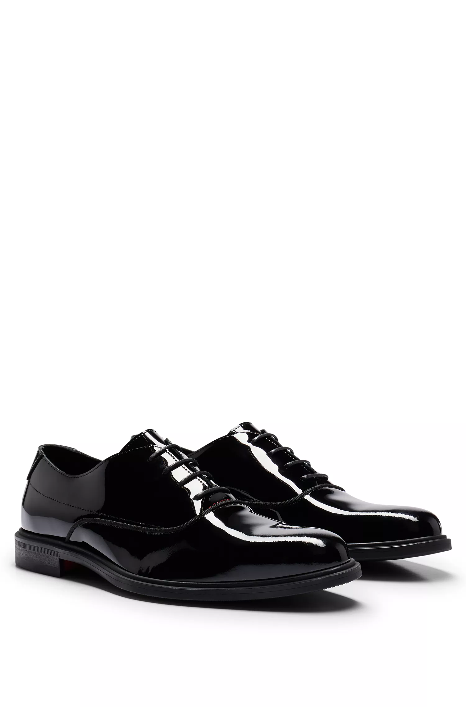 Sapatos Oxford HUGO em verniz vermelho com logotipo empilhado