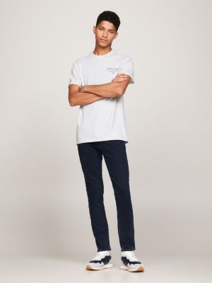 Camiseta Essencial Slim Fit com Estampa de Logo