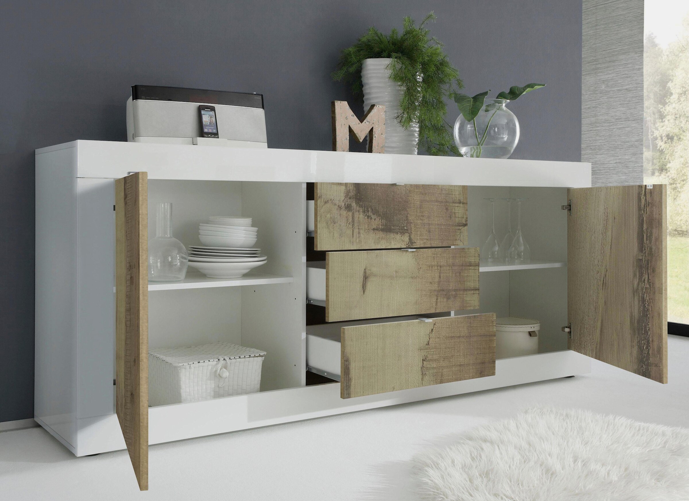 Sideboard