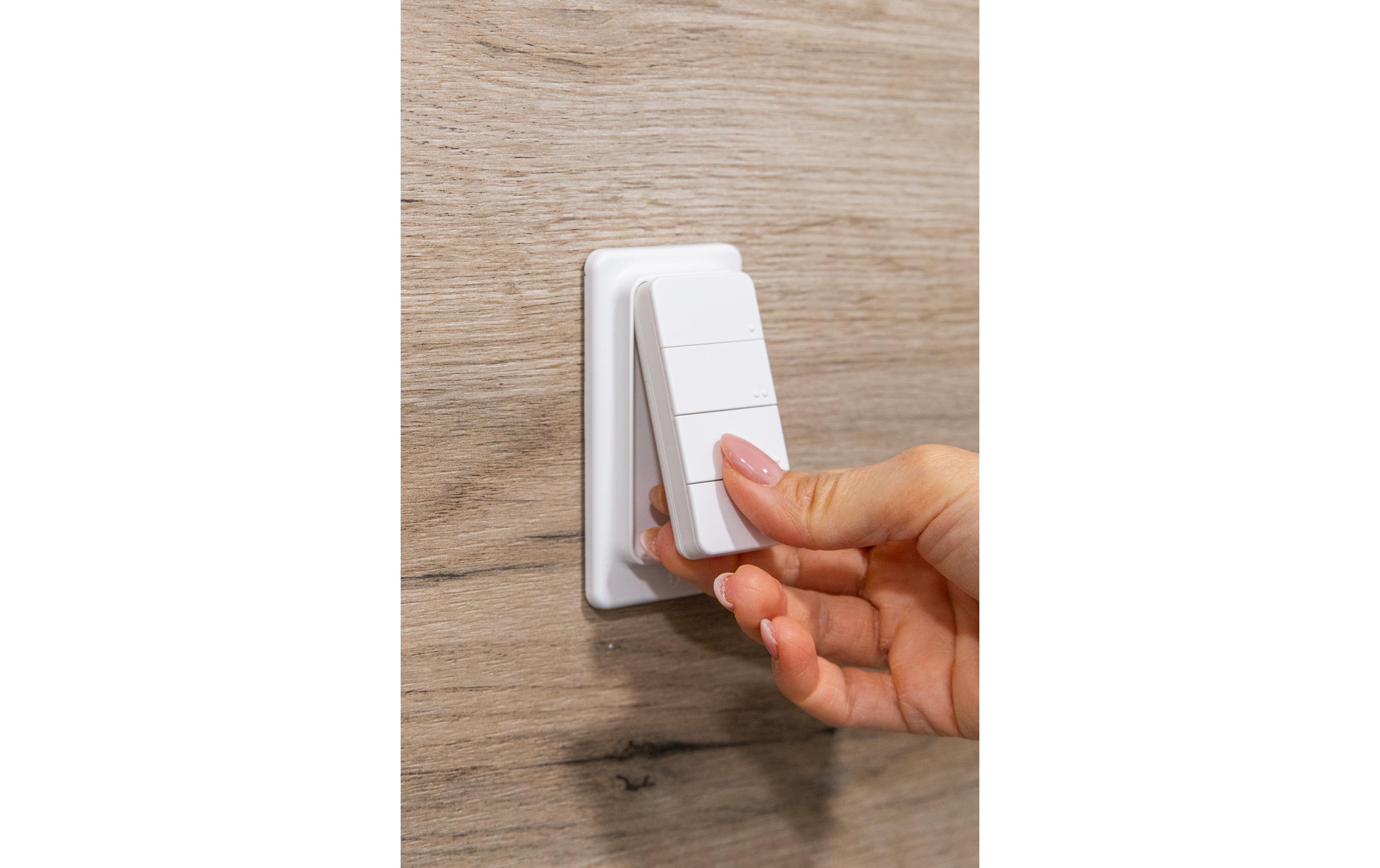 Smart Home Fernbedienung BLU RC Button 4Smarte Bluetooth-Fernbedienung mit vier Tasten