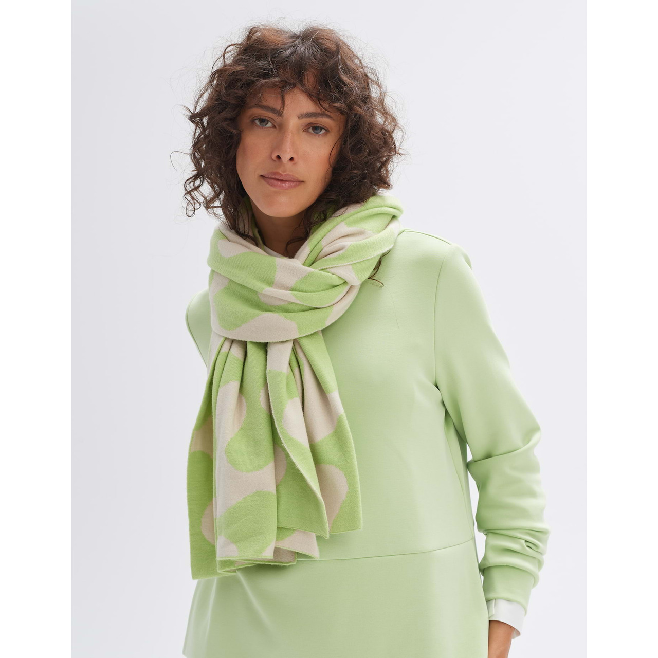 Opus Avibo scarf