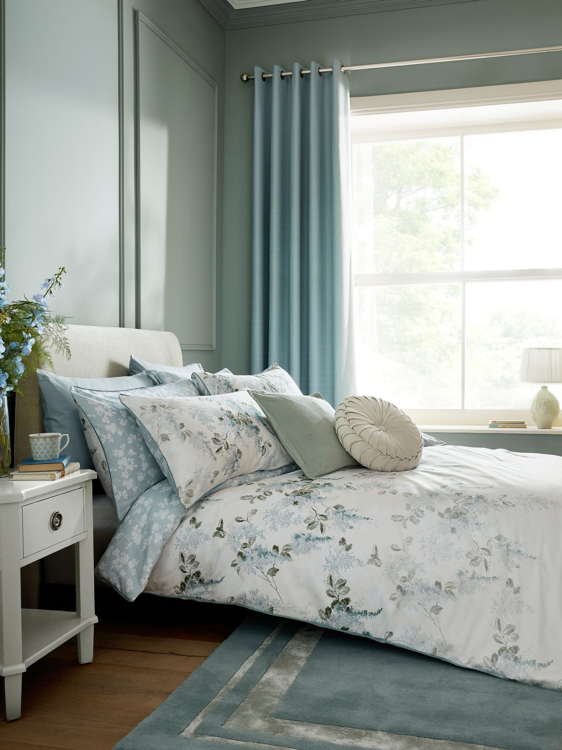 Laura Ashley 100% Cotton Sateen 220 Thread Count Mirabelle Duvet Cover and Pillowcase Set