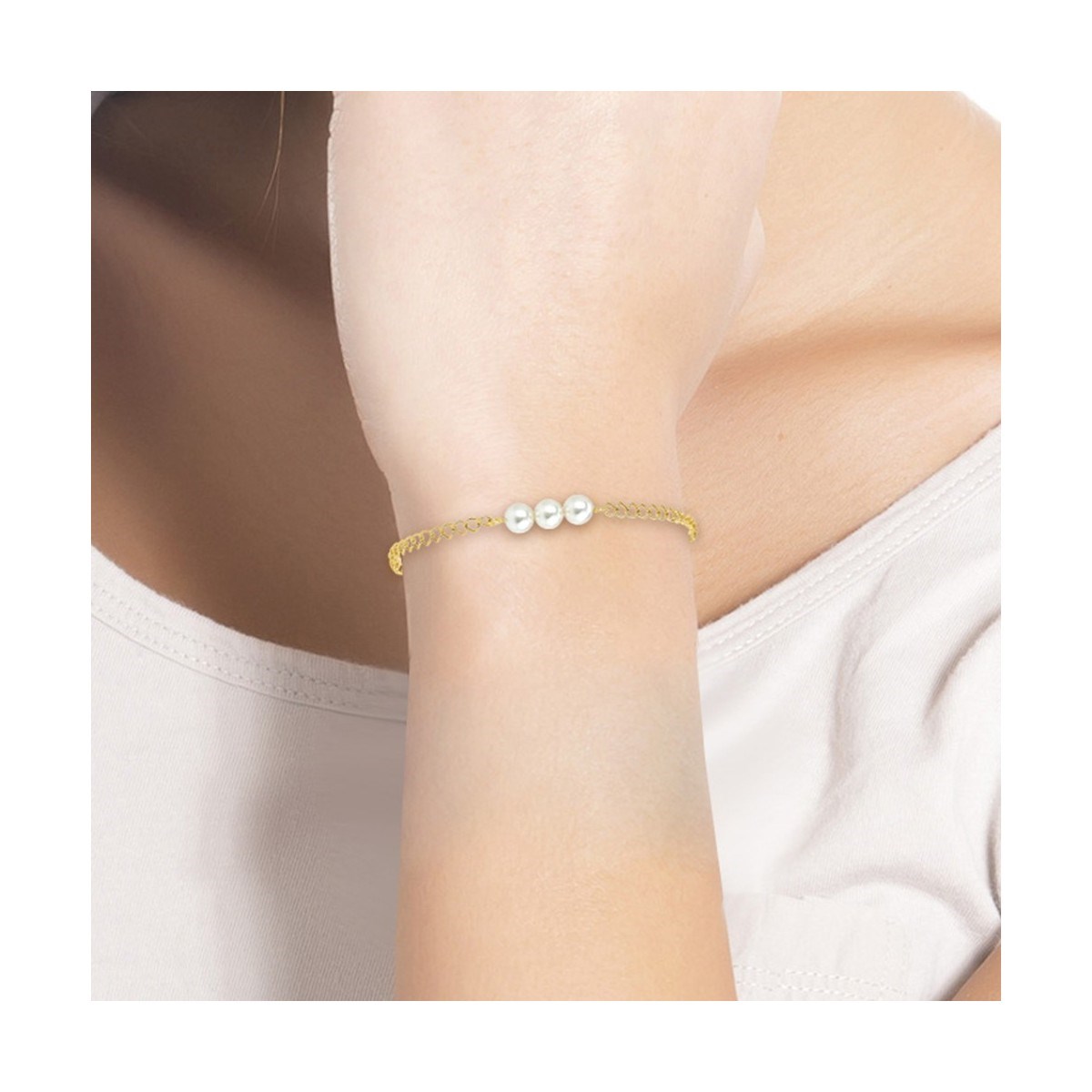 Bracelet orné de perles scintillantes par SC Bohème