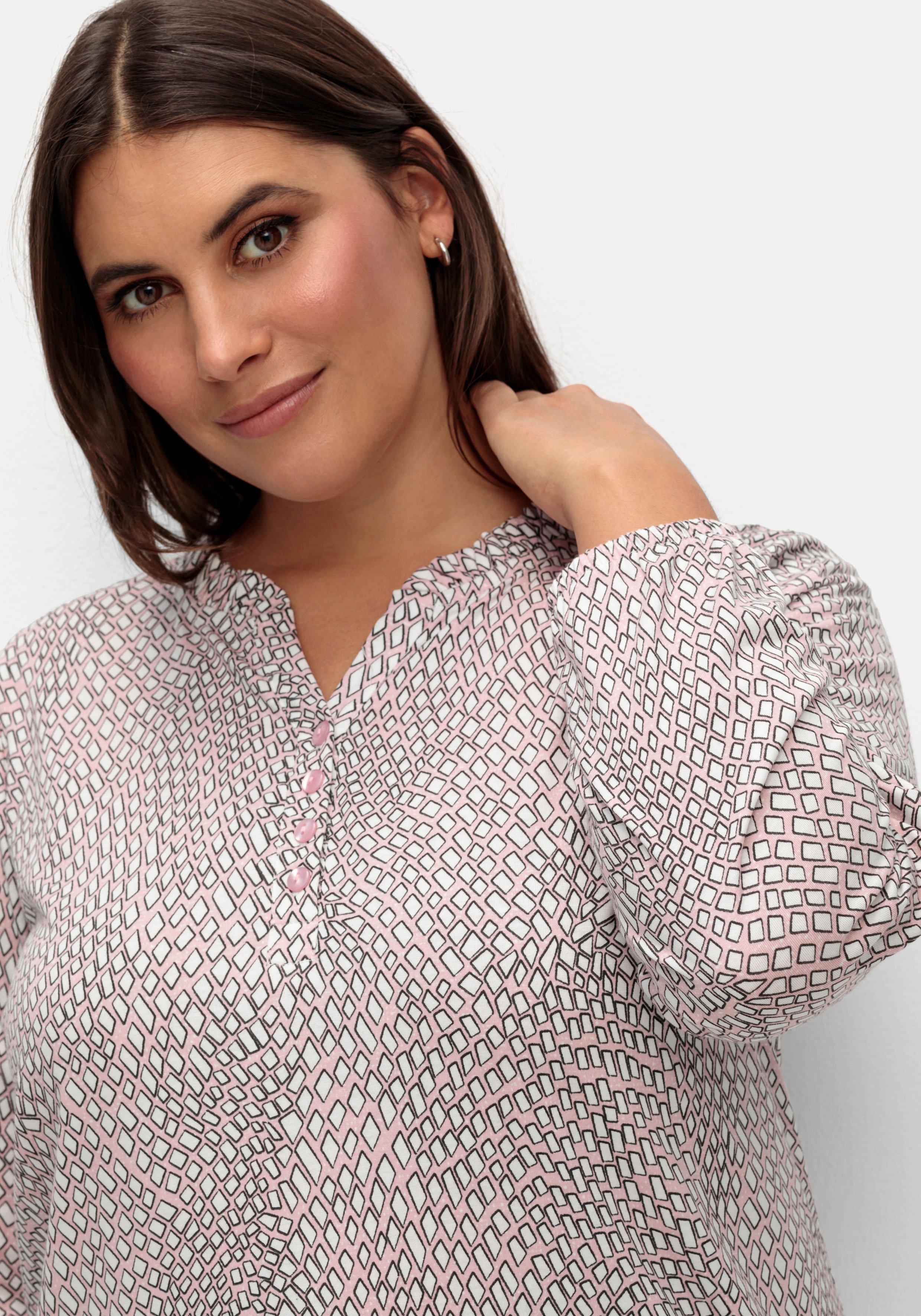 Langarmshirt mit Alloverdruck und Knopfleiste