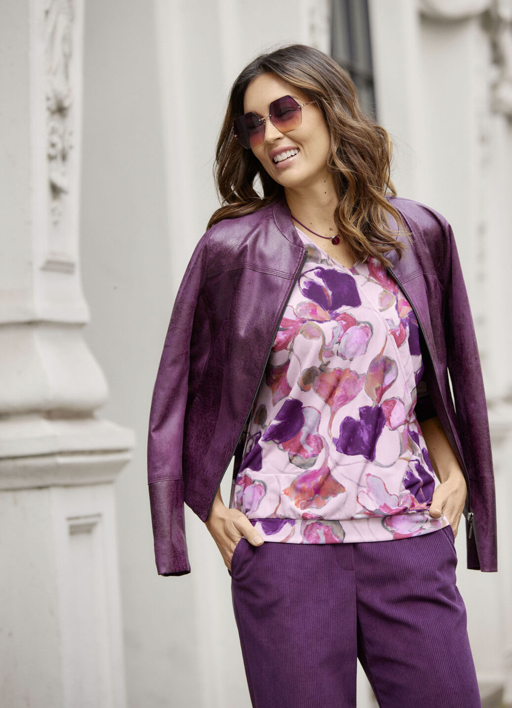 Kurzjacke aus Veloursleder-Imitat
