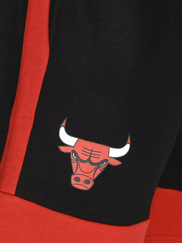 NEW ERA Shorts schwarz