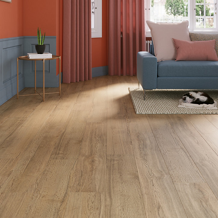 Sol stratifié clipsable Helmsley chêne brun 12 mm