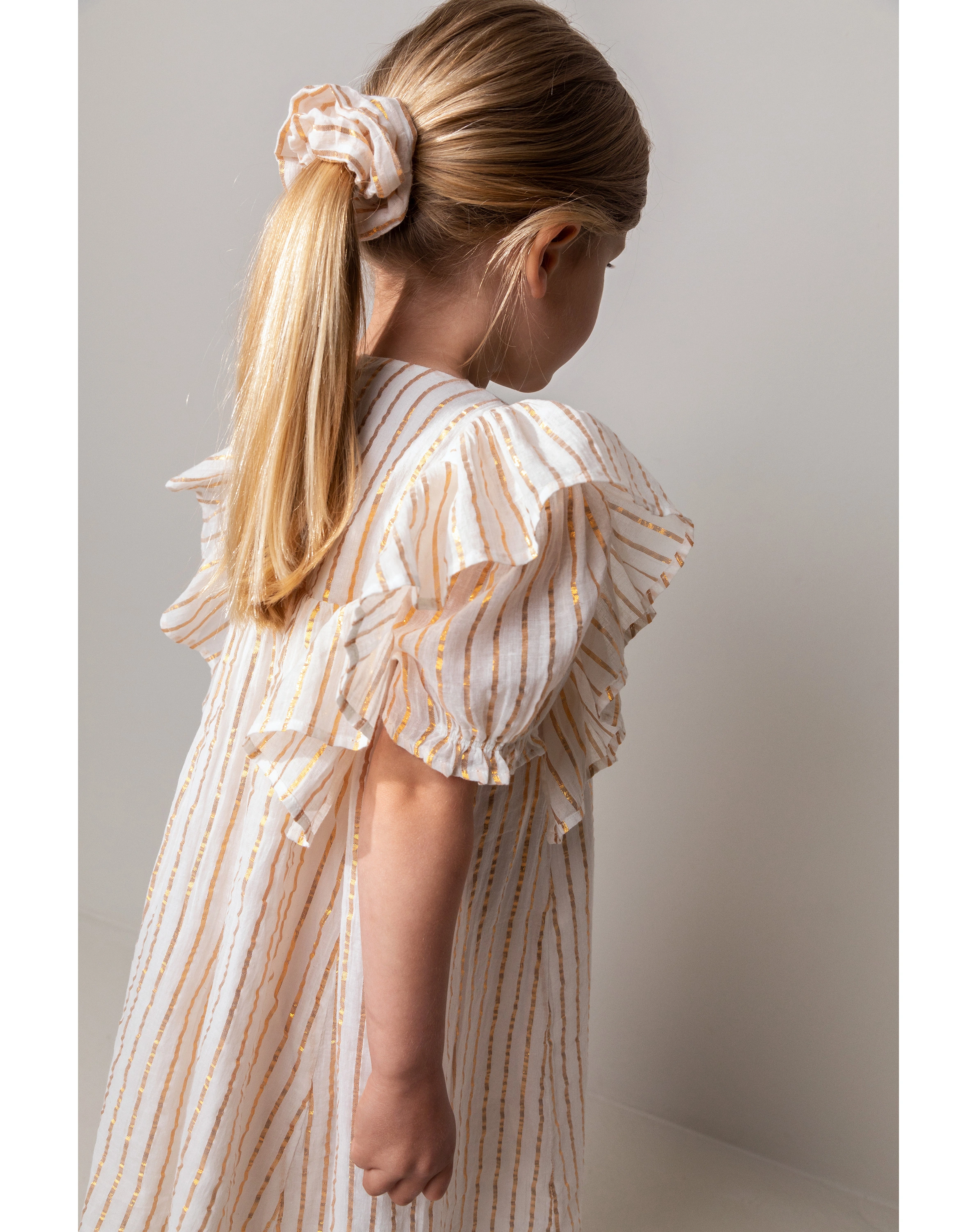 Kurzarmkleid DAILYN STRIPES in gold