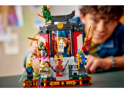 LEGO 15-jarig jubileum: Display met ninjapersonages (71866)