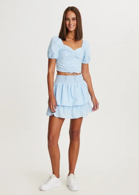 Top met broderie blauw (BLW.L)