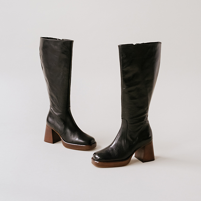 Bottes à plateformes  en cuir vieilli noir taille mollet L