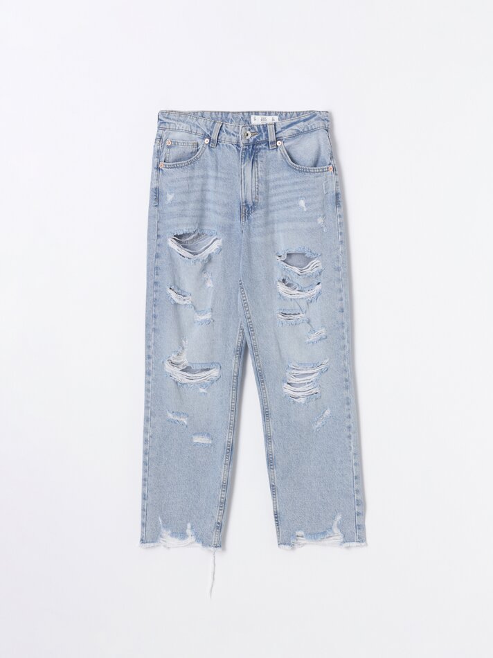 Calça jeans reta com rasgos - Celeste Vigoré