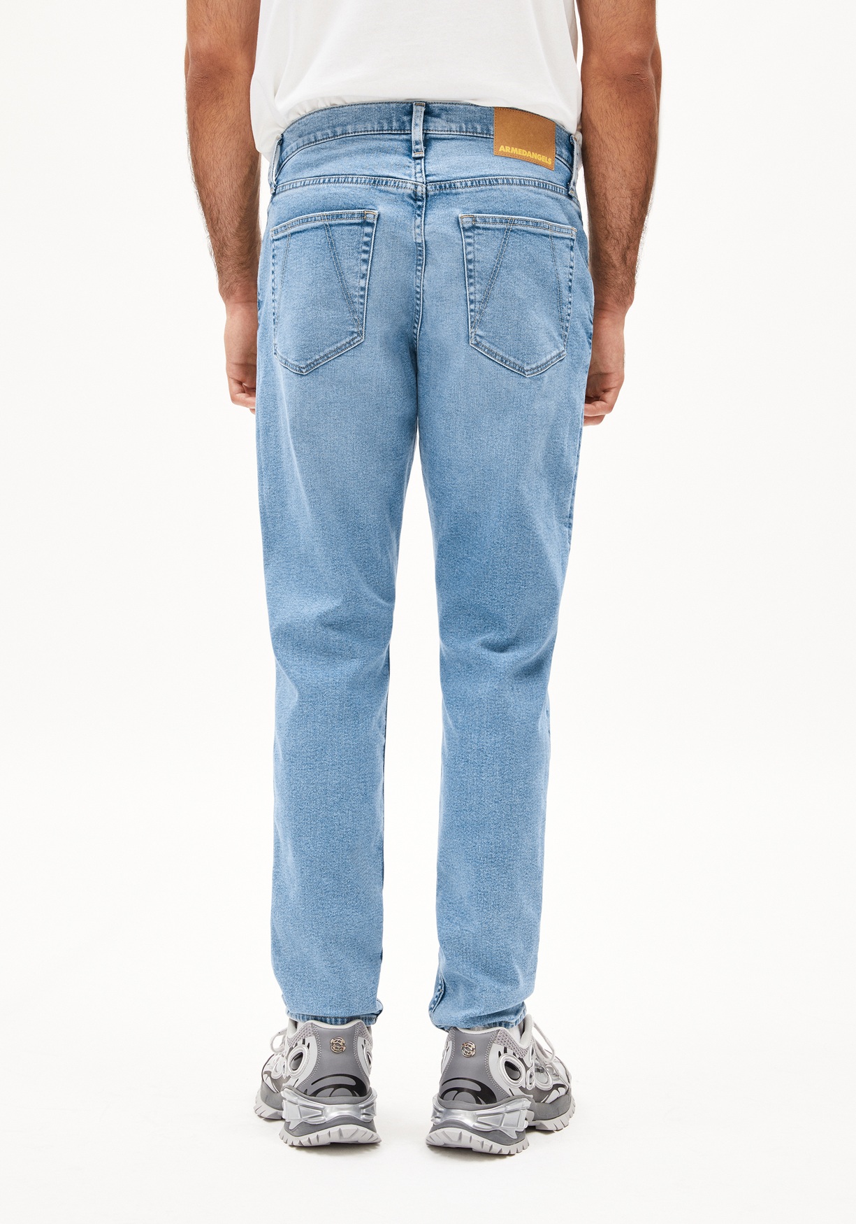 Armedangels Herren-Jeans Aarjo Tarpa Cloud