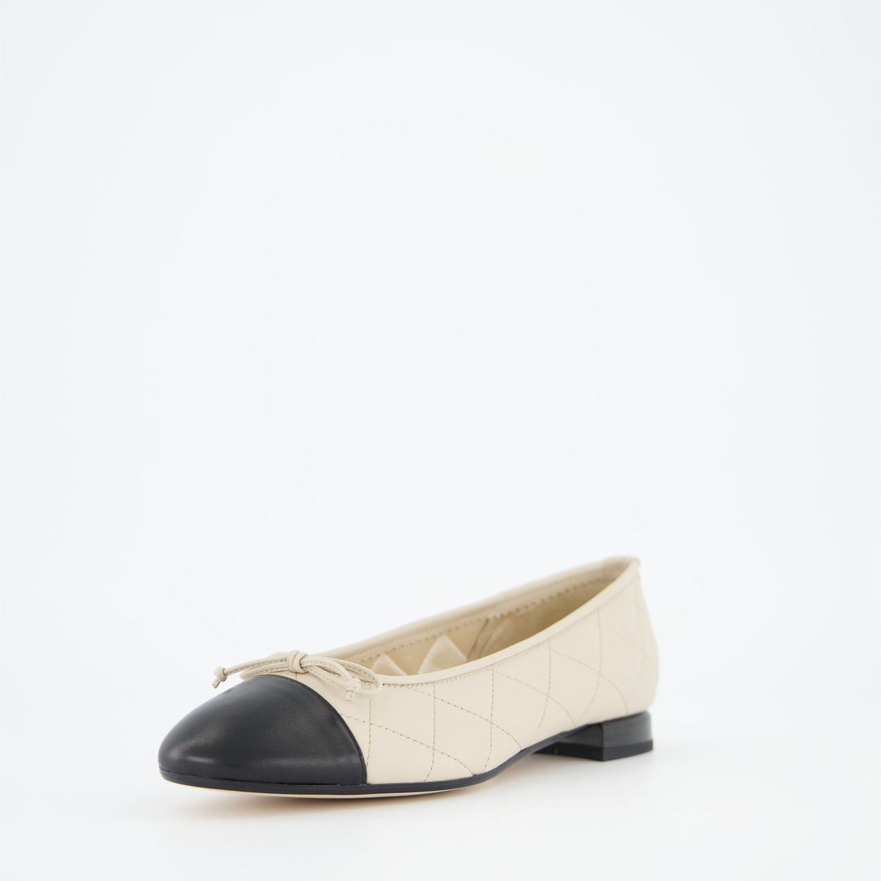 Brunate Ballerinas