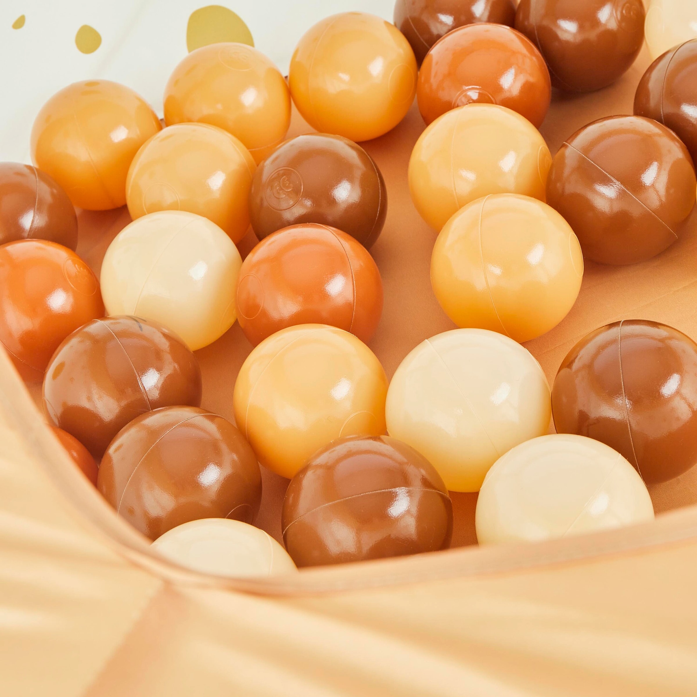Bieco Bällebad für Drinnen Pop up Dots mit 50 Bällen Mehrfarbig