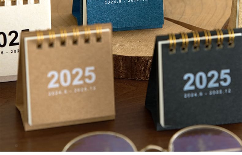 Jun's Journal - Mini-bureaukalender 2025 (verschillende ontwerpen) / set