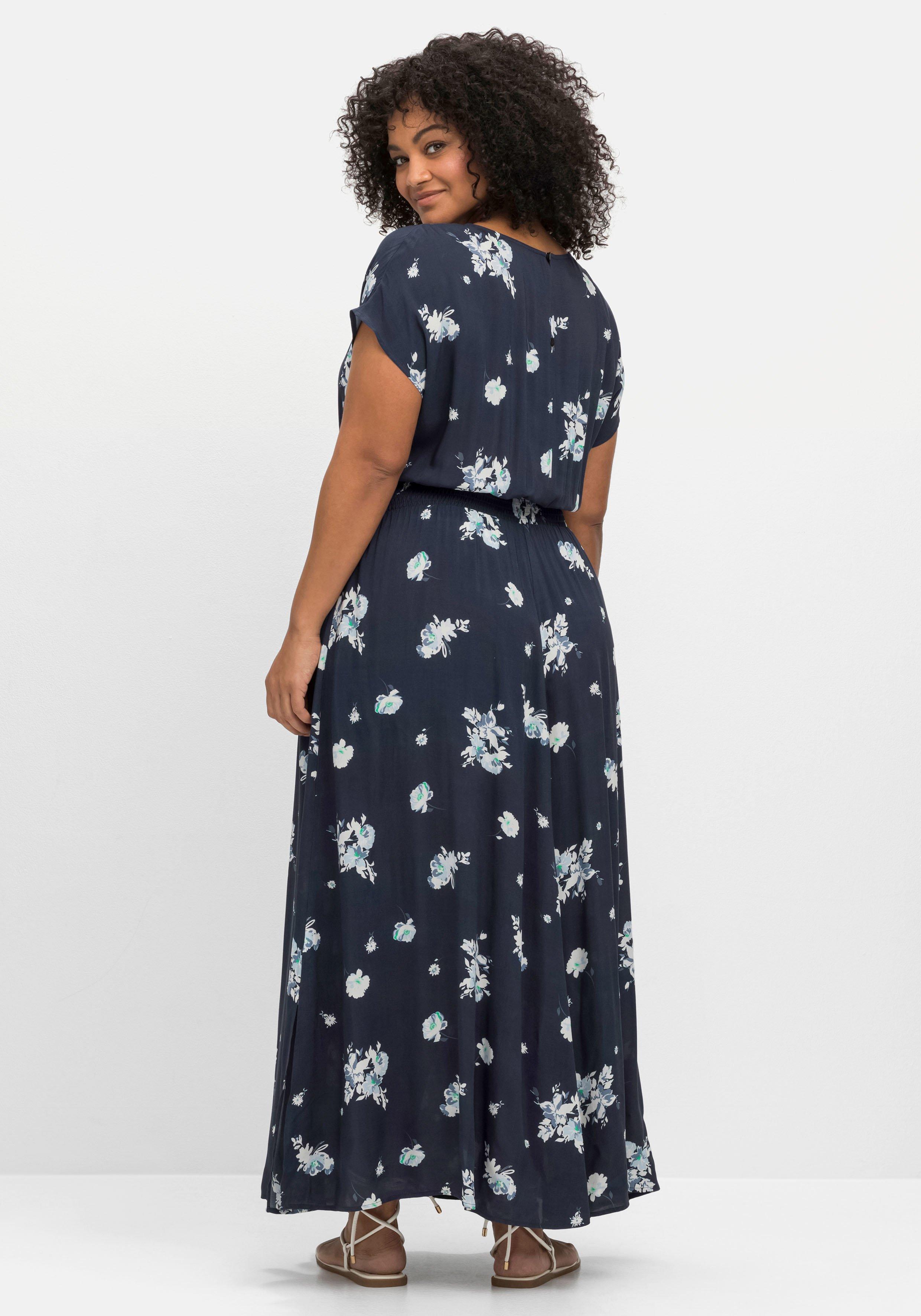 Maxikleid mit Alloverdruck und gesmokter Taille