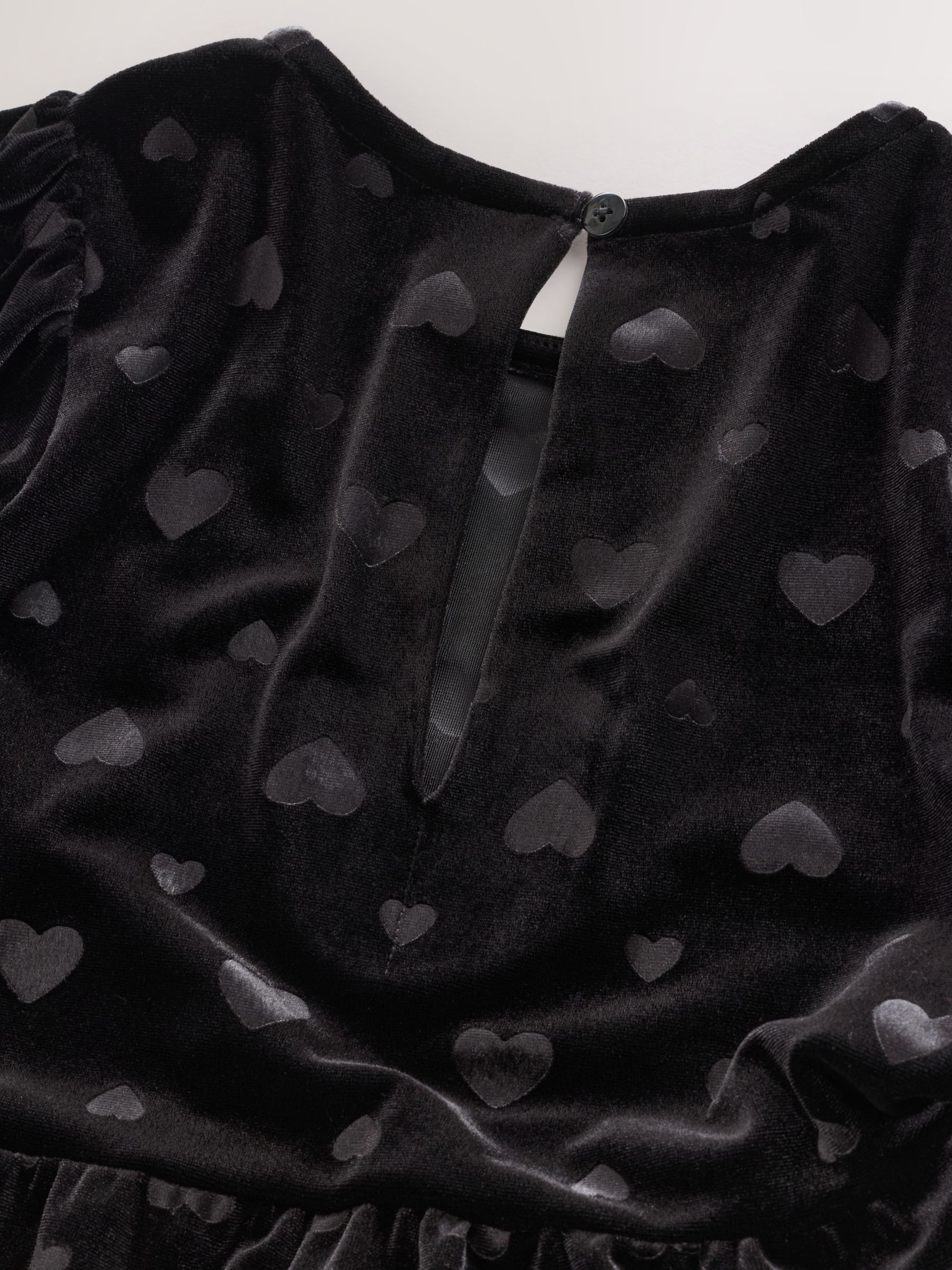 Zwart - Heart Embossed Velour Jumpsuit (3-16yrs)