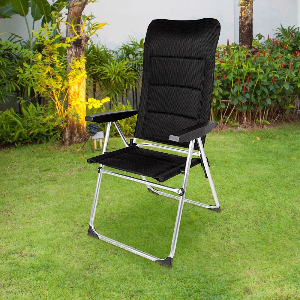 Cadeira de jardim dobrável acolchoada Aktive Deluxe com encosto alto e múltiplas posições.