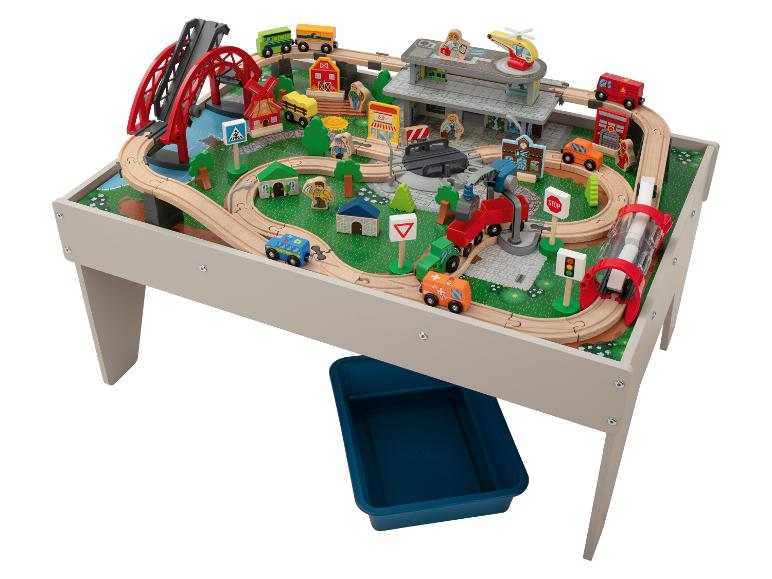 Houten speeltafel met treinset