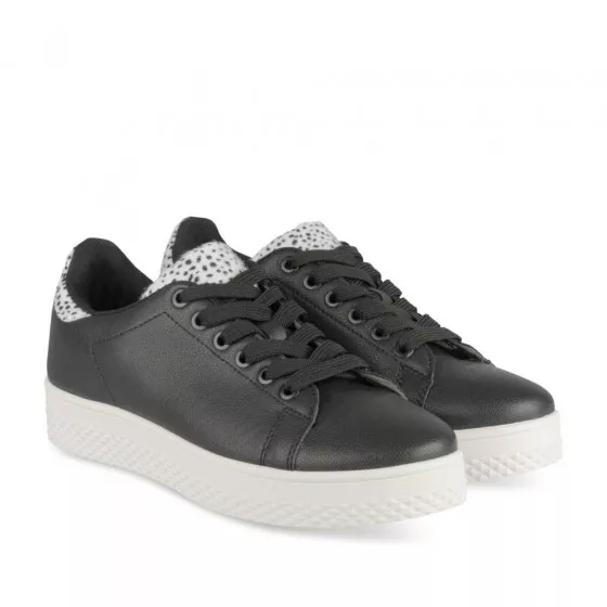Baskets NOIR MERRY SCOTT