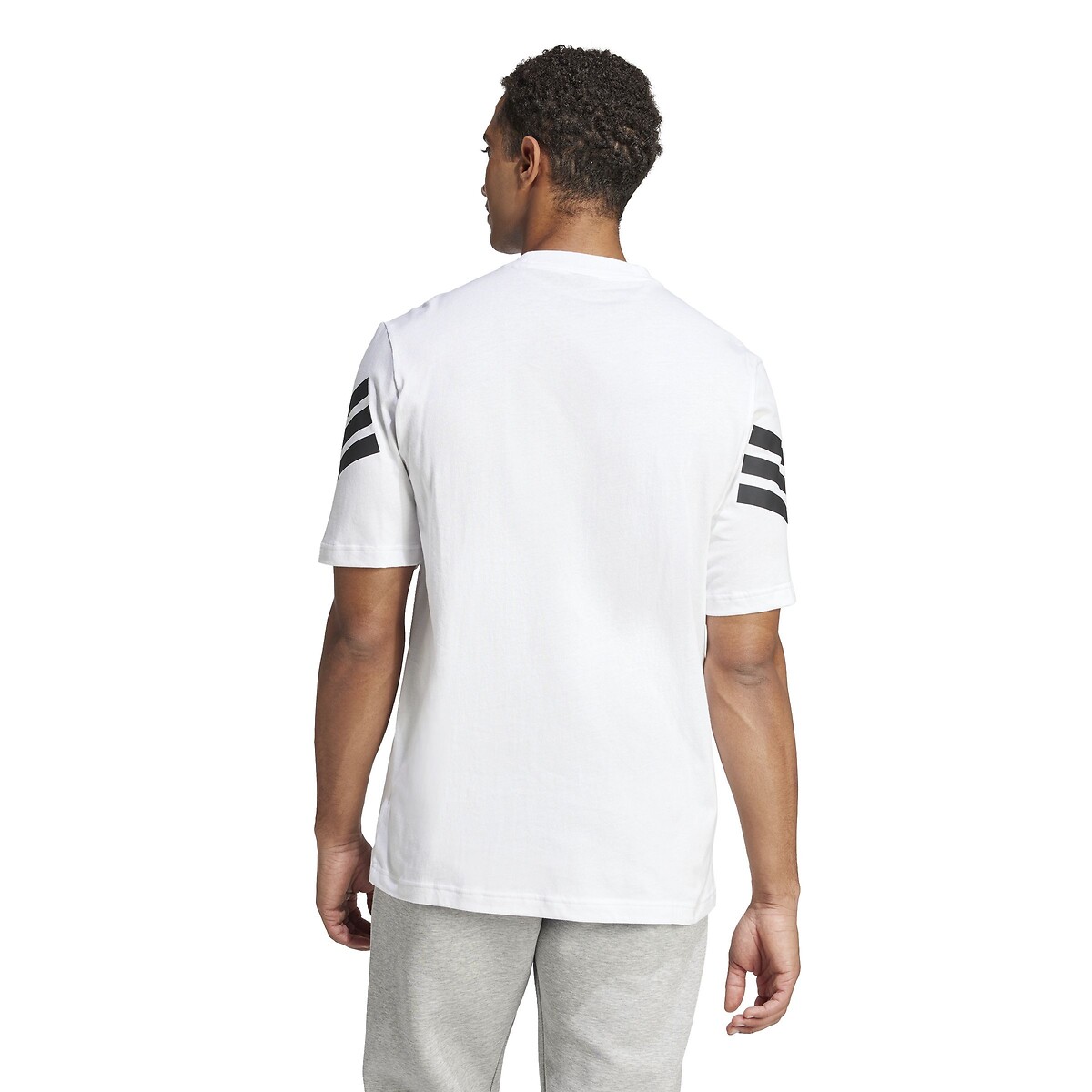 ADIDAS SPORTSWEAR<br>Camiseta de manga curta Future Icons com 3 listras