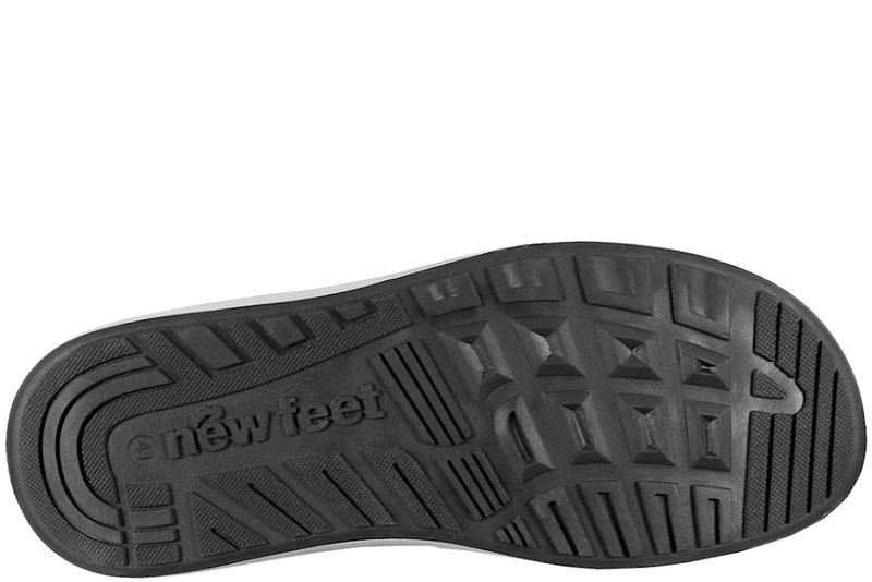 NEW FEET SNØRESKO I MØRKEBRUNT NUBUCK