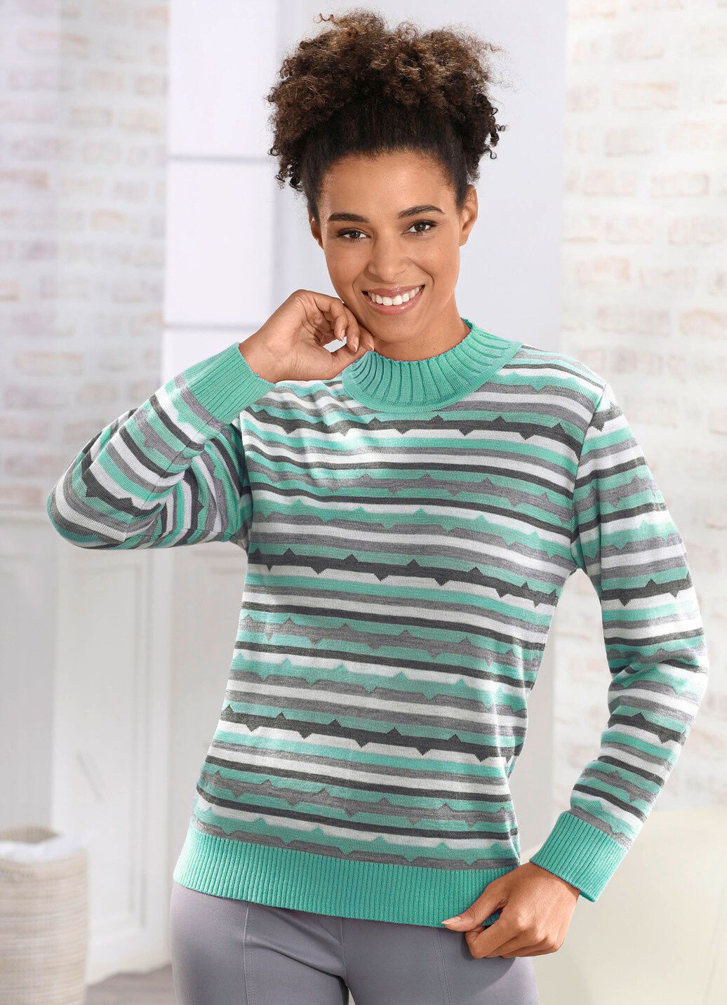 Pullover in Feinstrick