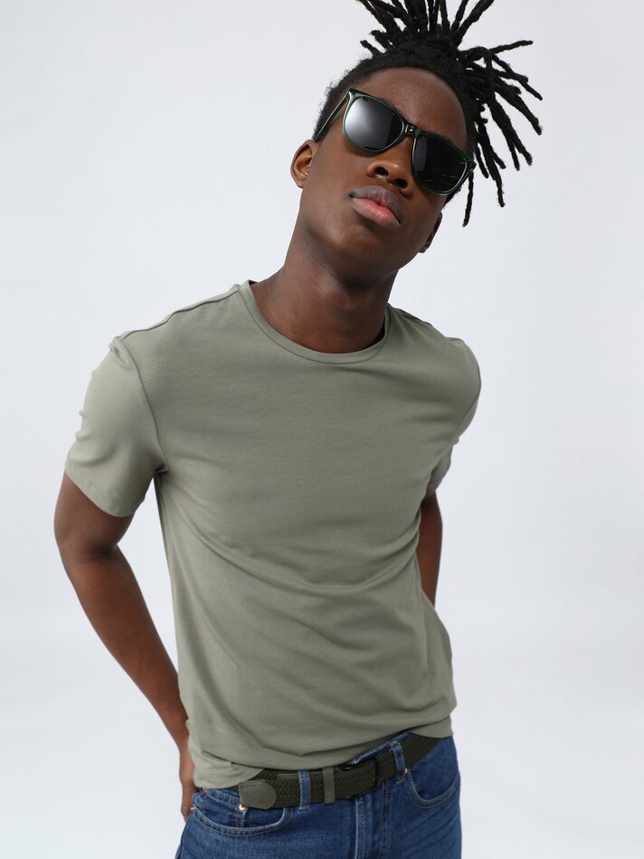 Camiseta básica slim fit - Cáqui