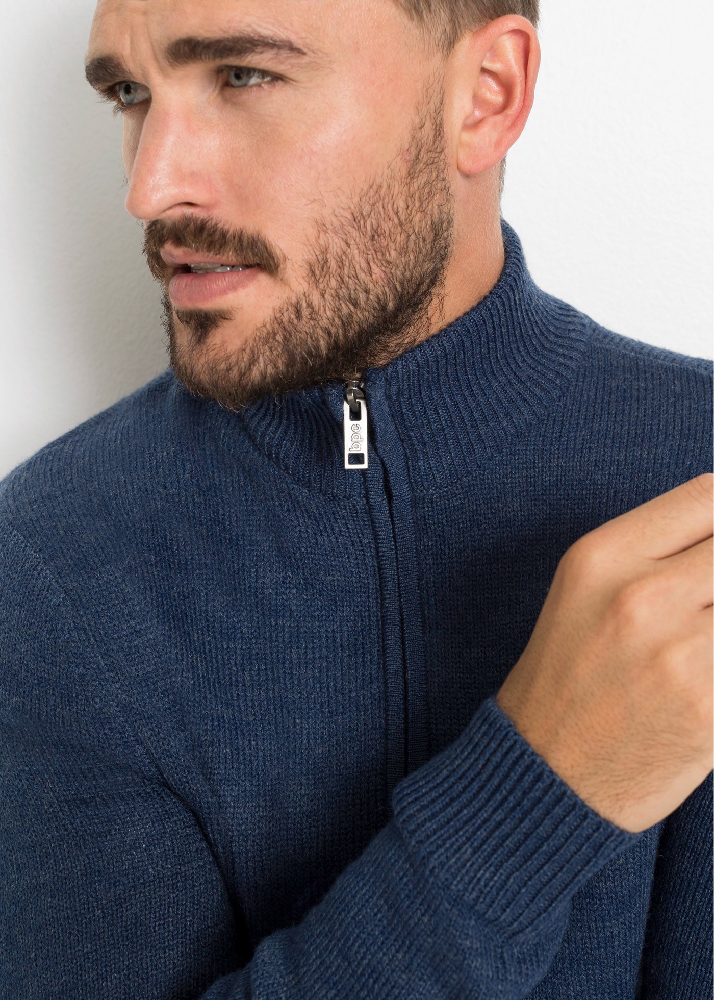 bonprix Strickjacke »Feinstrickjacke«, mit Stehkragen, Regular Fit