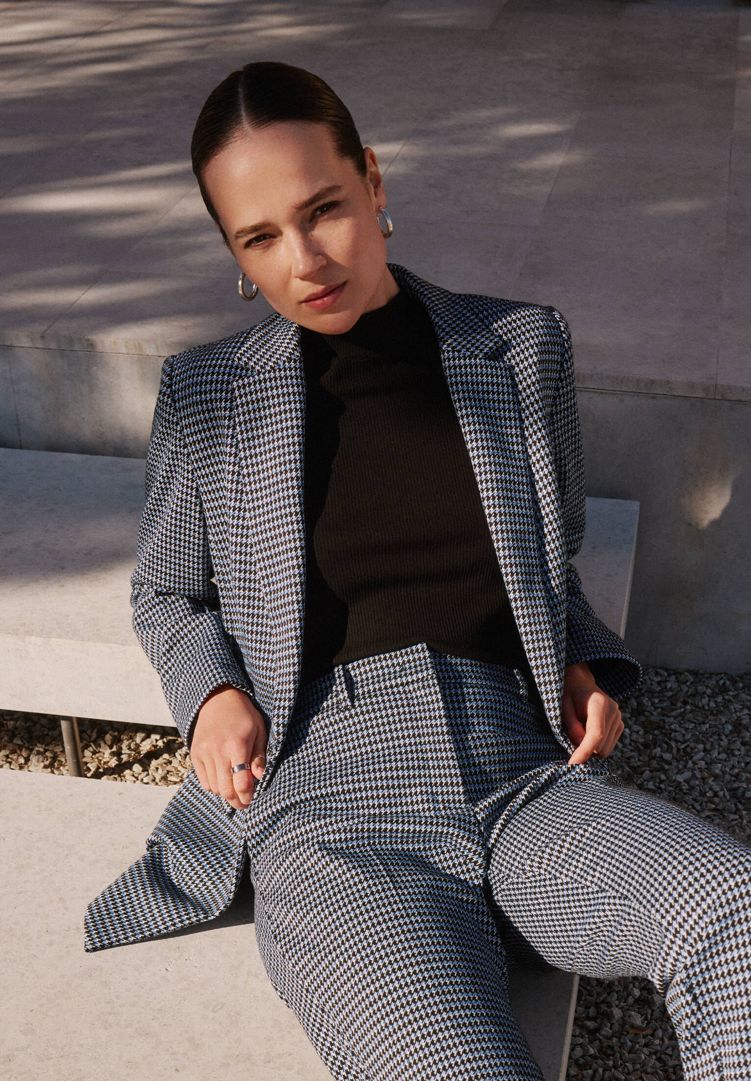 Betty & Co| Damen Businessblazer mit Taschen