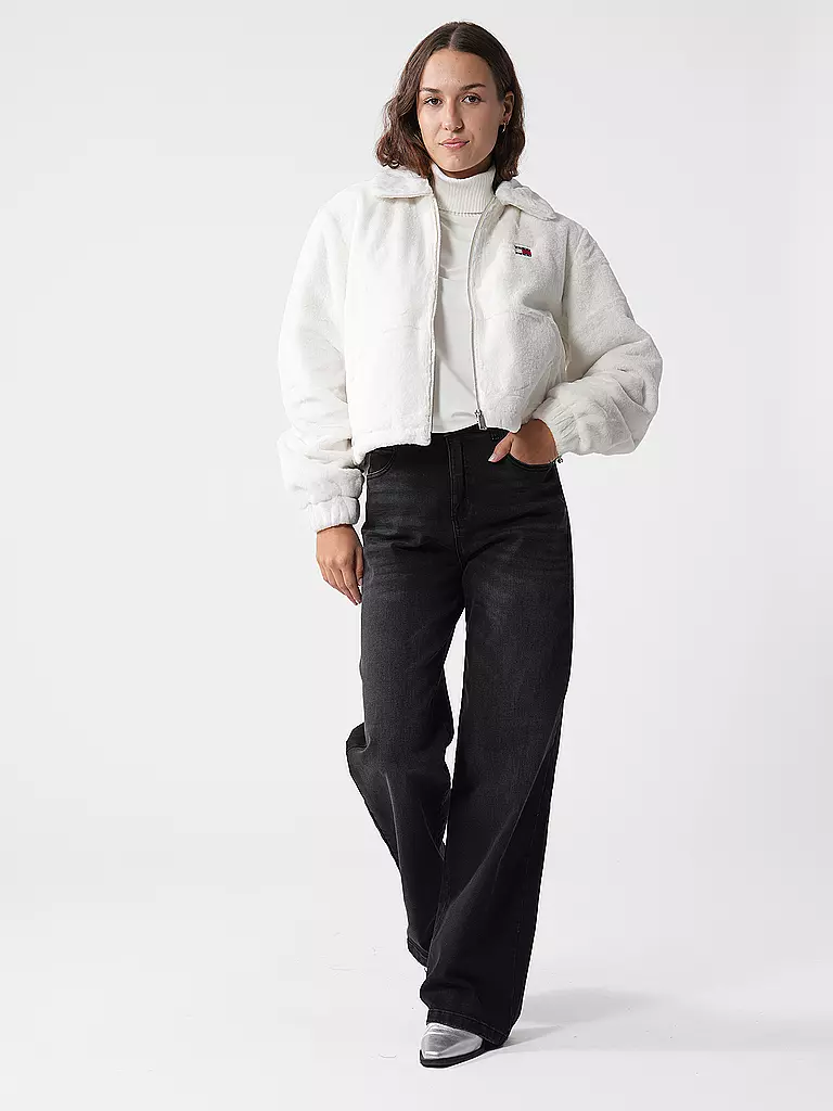 TOMMY JEANS Jacke in Felloptik weiss