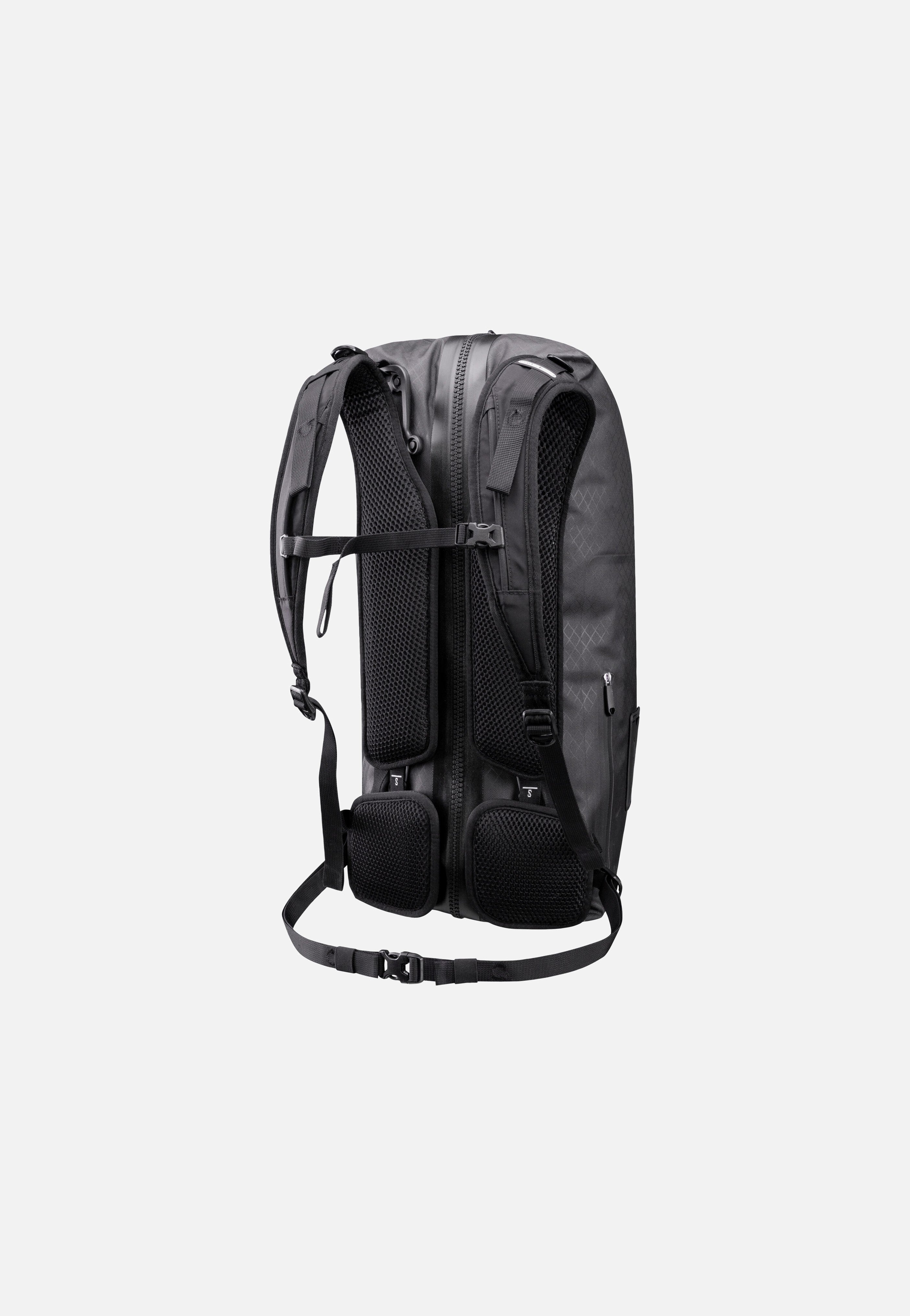 Atrack Metrosphere 34 Black Embossed - Reiserucksack
