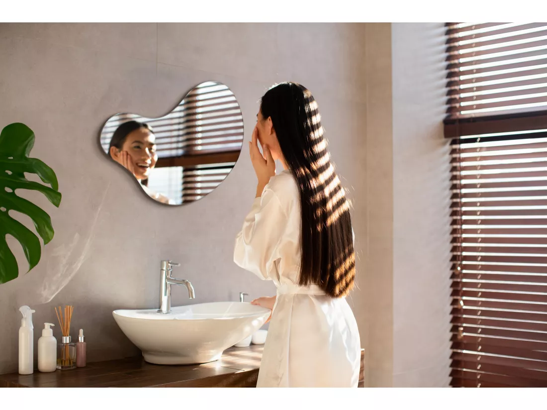 Miroir design original forme organique 68x67cm artistique