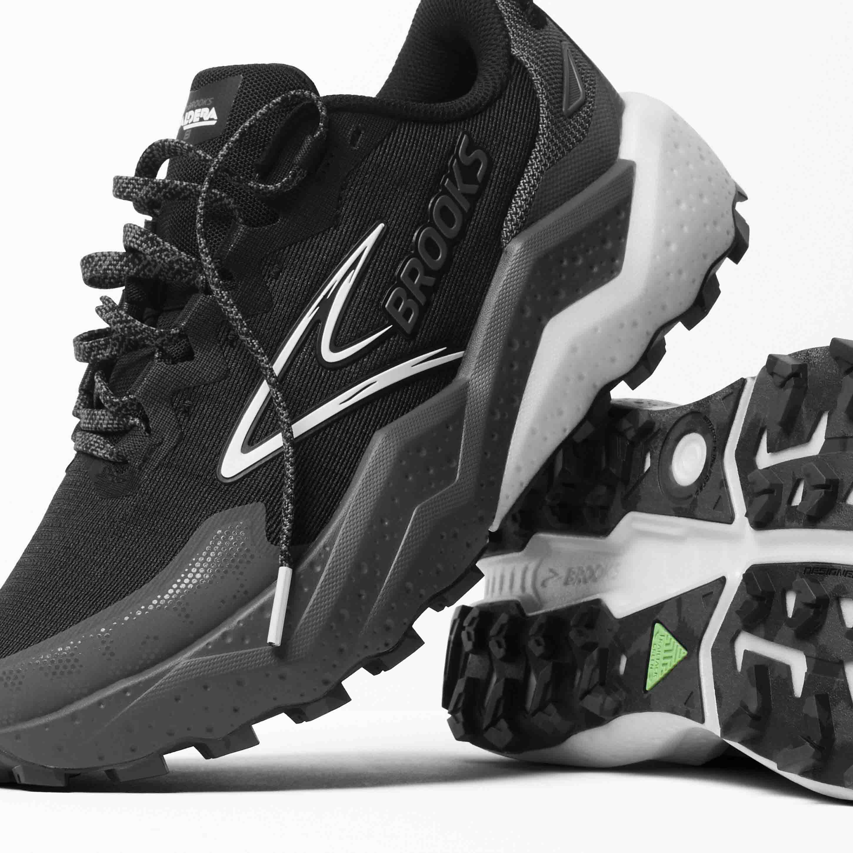 Caldera 8 Herre 052/Black/Blackened Pearl/White