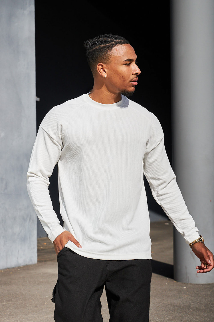 Pull blanc à col rond