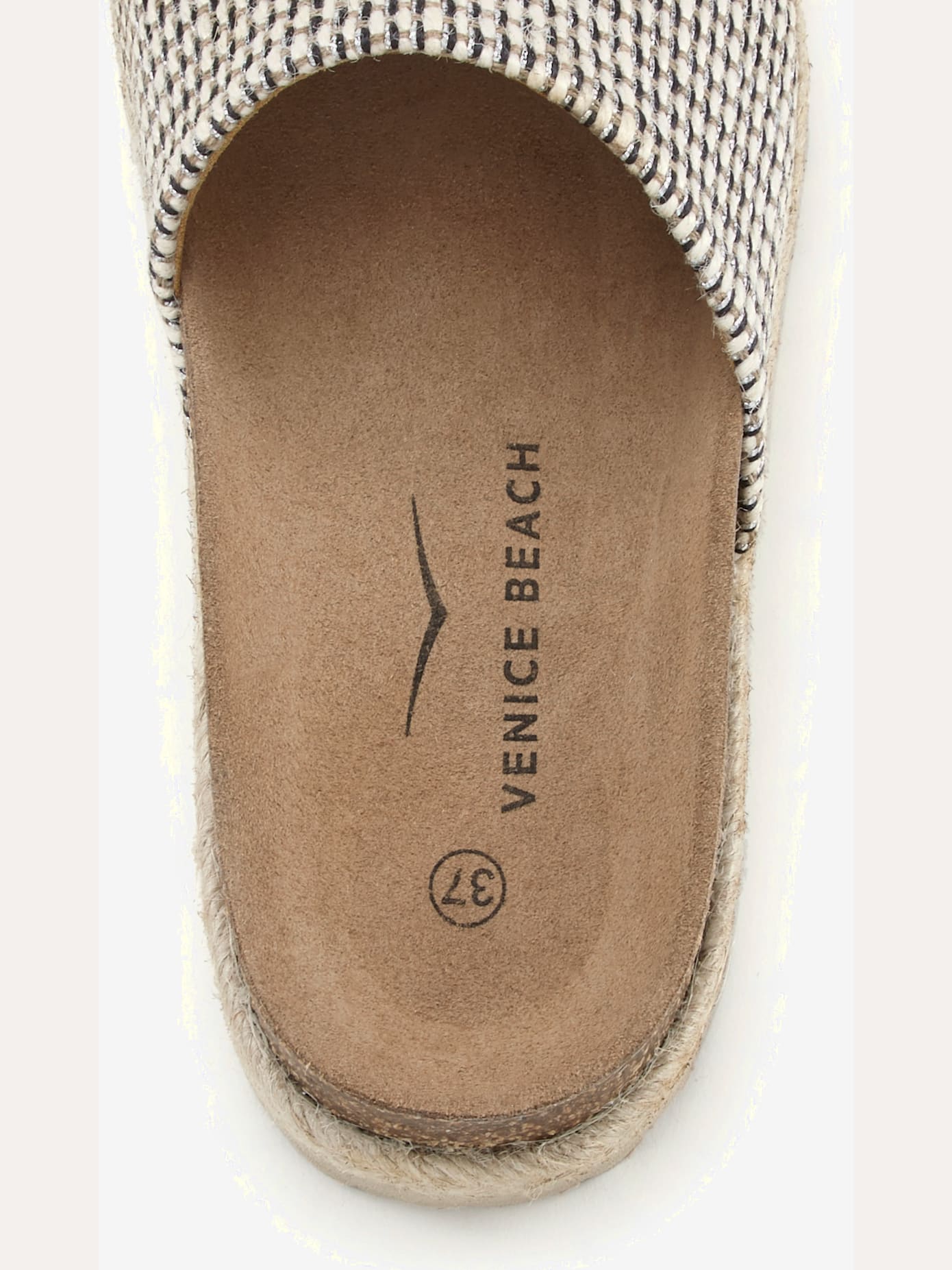 Mules tendance avec détails en raphia