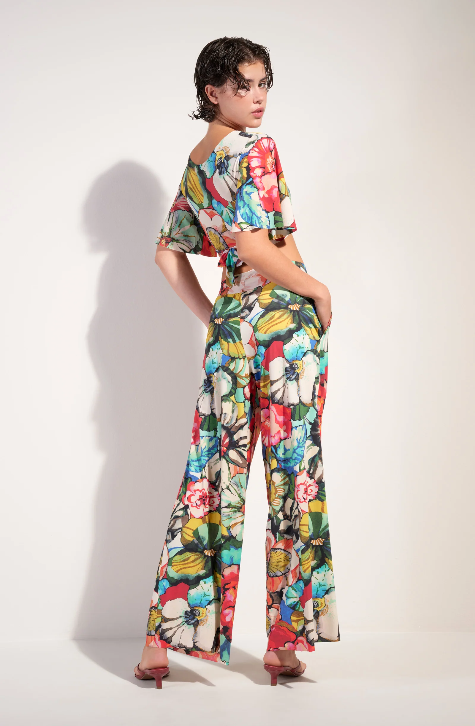 tainy Crop top cache coeur imprime FLOWER Flower