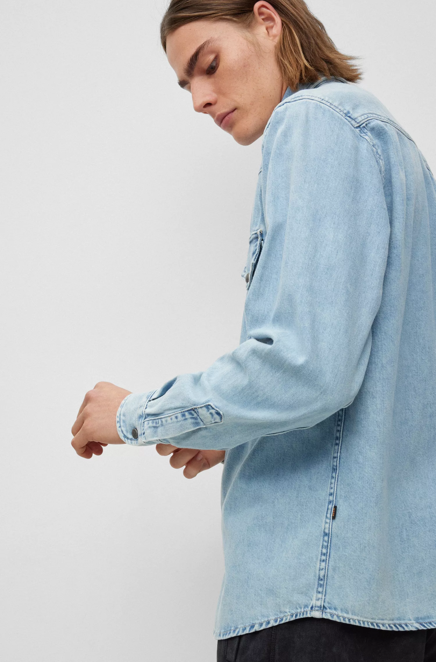Camisa BOSS laranja, modelagem relaxada, em denim de algodão puro.