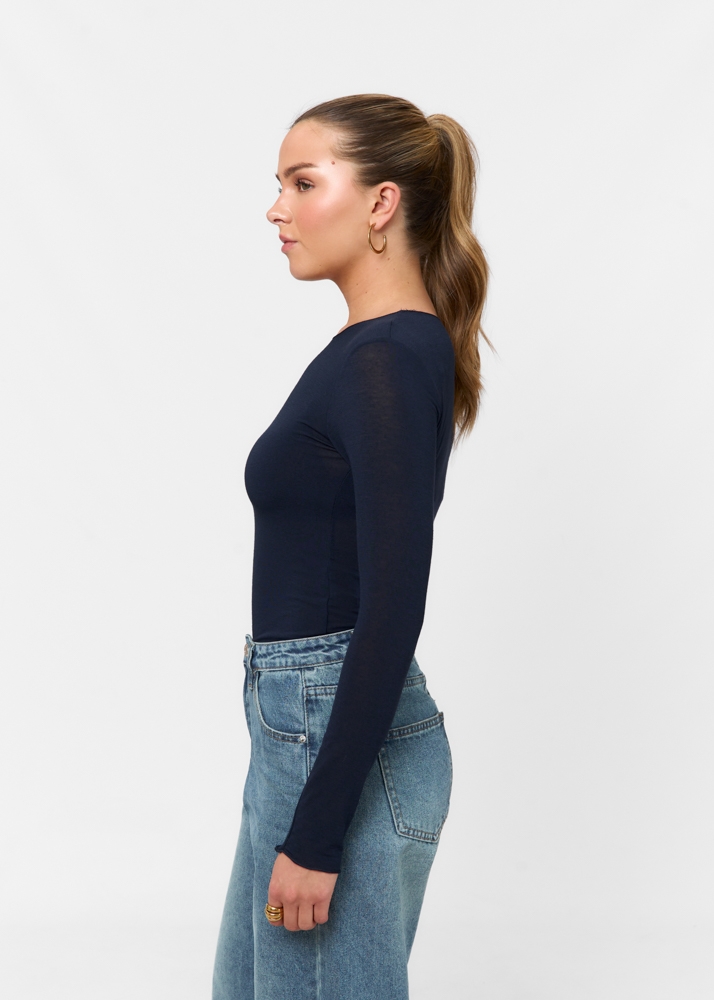 Lucy top donkerblauw