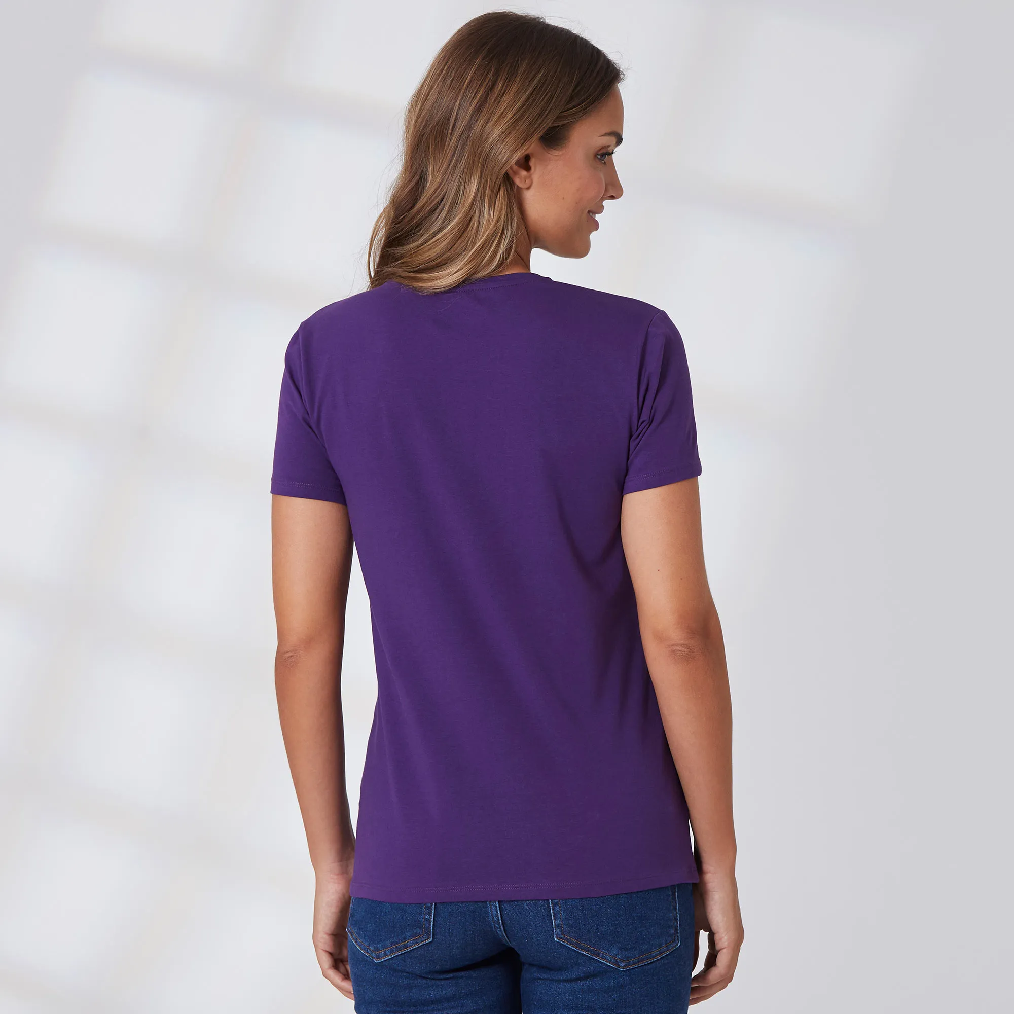 Damen-T-Shirt mit V-Ausschnitt