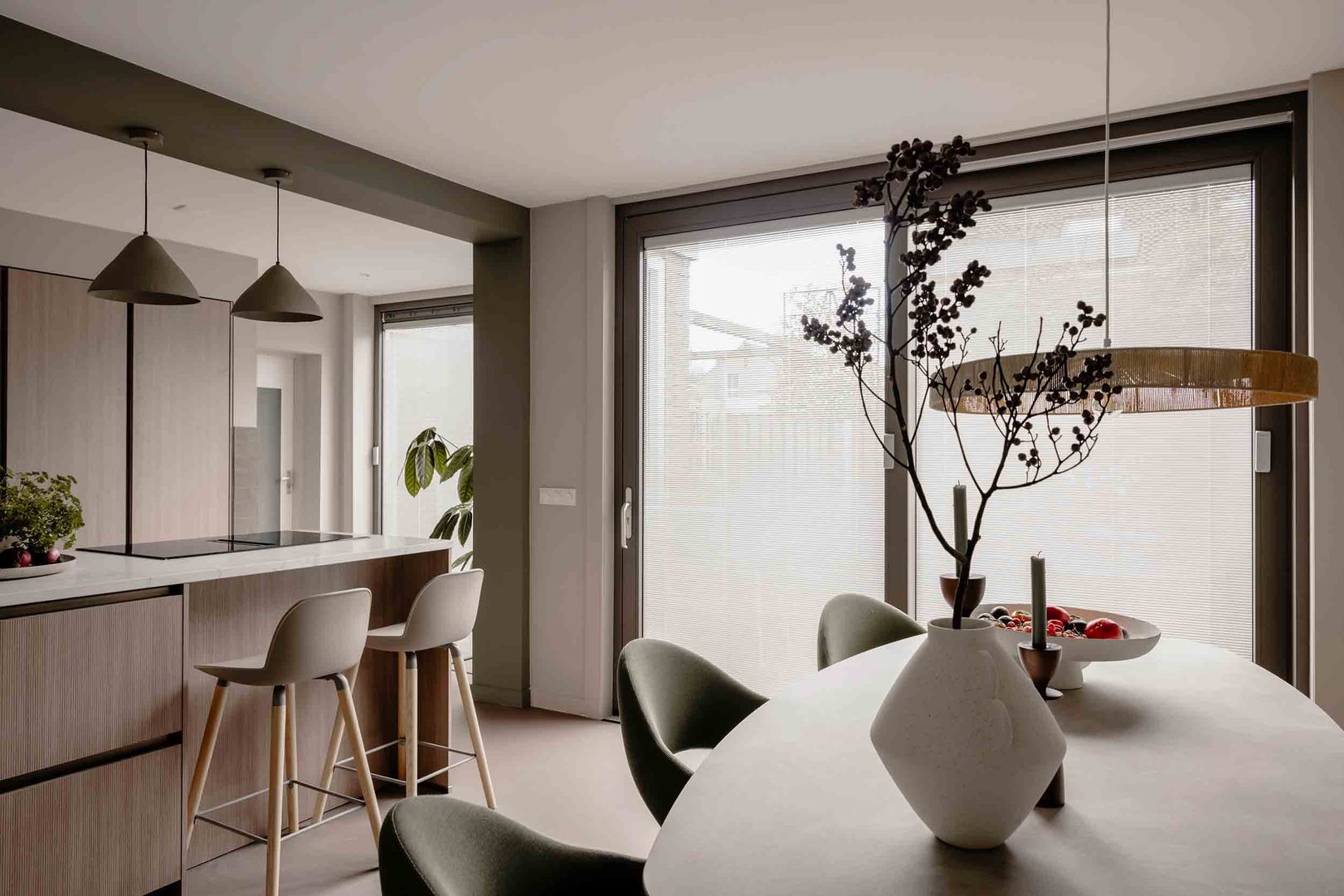 Bree's New World Storq Eettafel