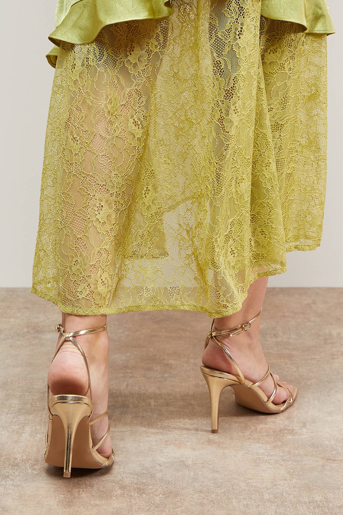 Oasis Sandales à Talons Aiguilles Hauts Dyani en synthétiquecuir Multi-Sangles