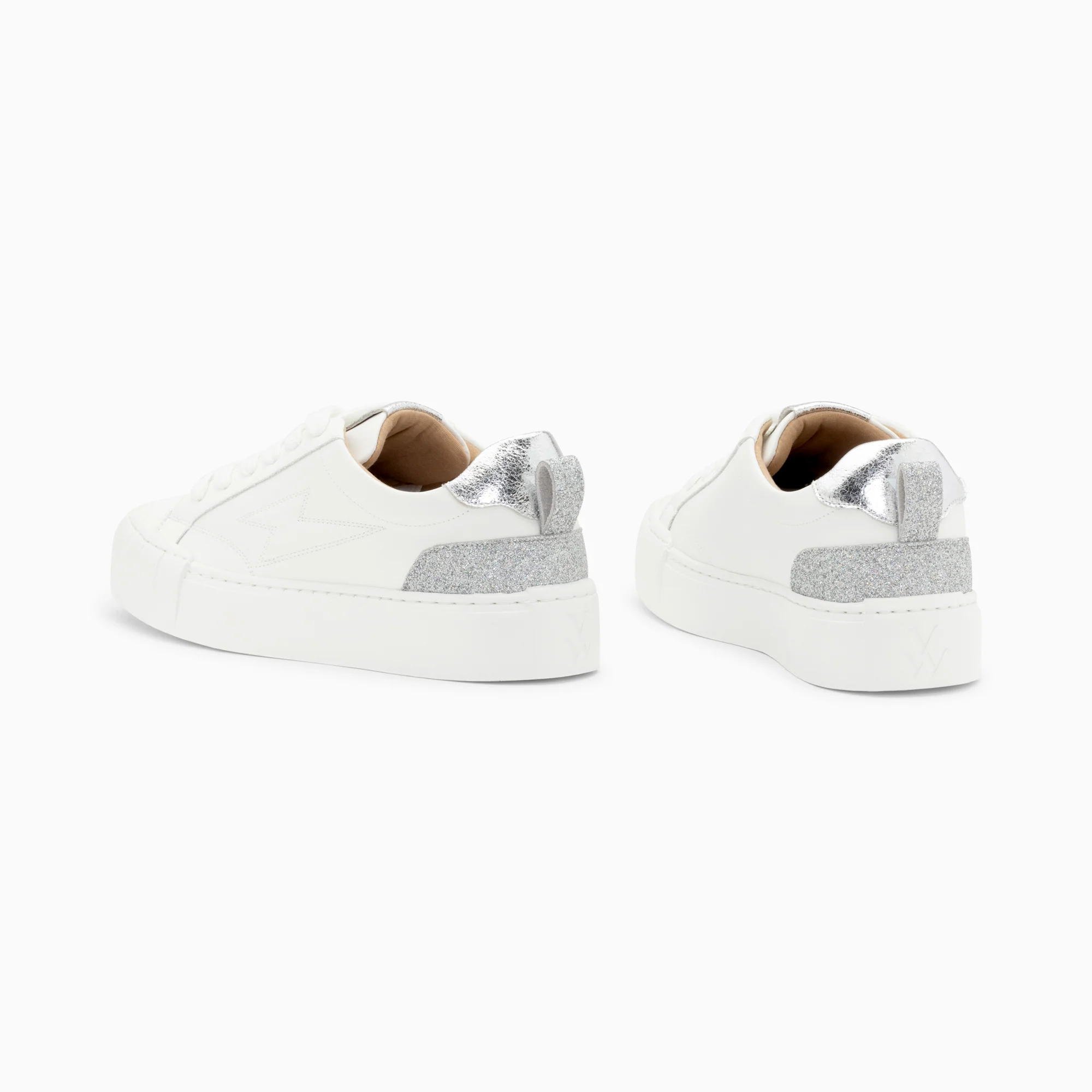 Sneakers-Baskets éclair Miley blanc et argent pailleté à lacets