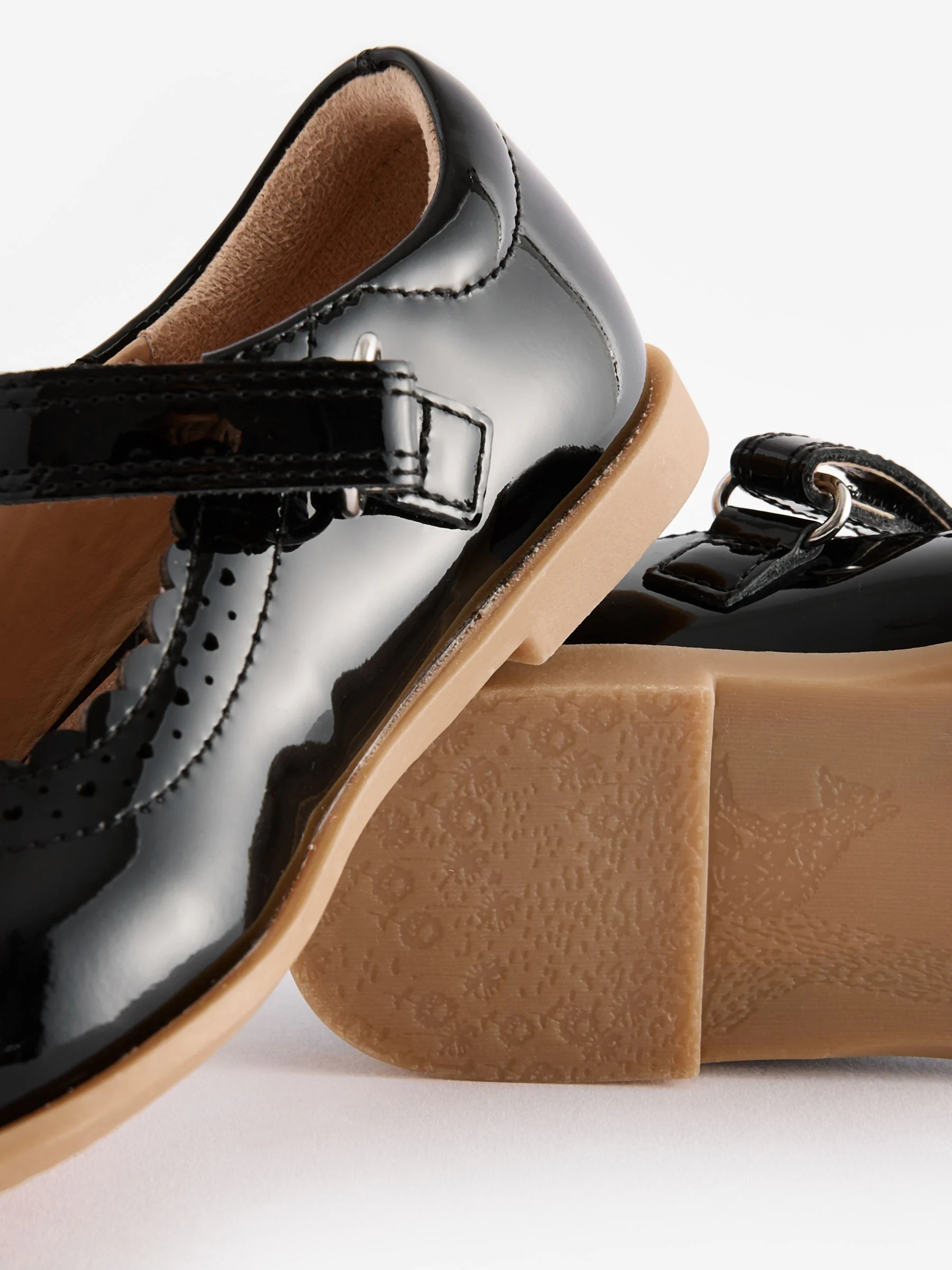 Zwart - Leren brogue schoenen met klittenbandsluiting